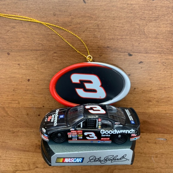 Dale Earnhardt #3 NASCAR Goodwrench Car 2004 Christmas Ornament - Picture 2 of 7